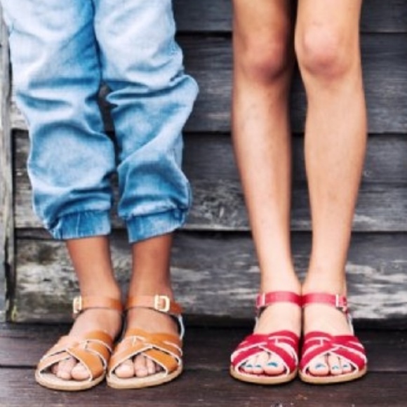 saltwater original sandals